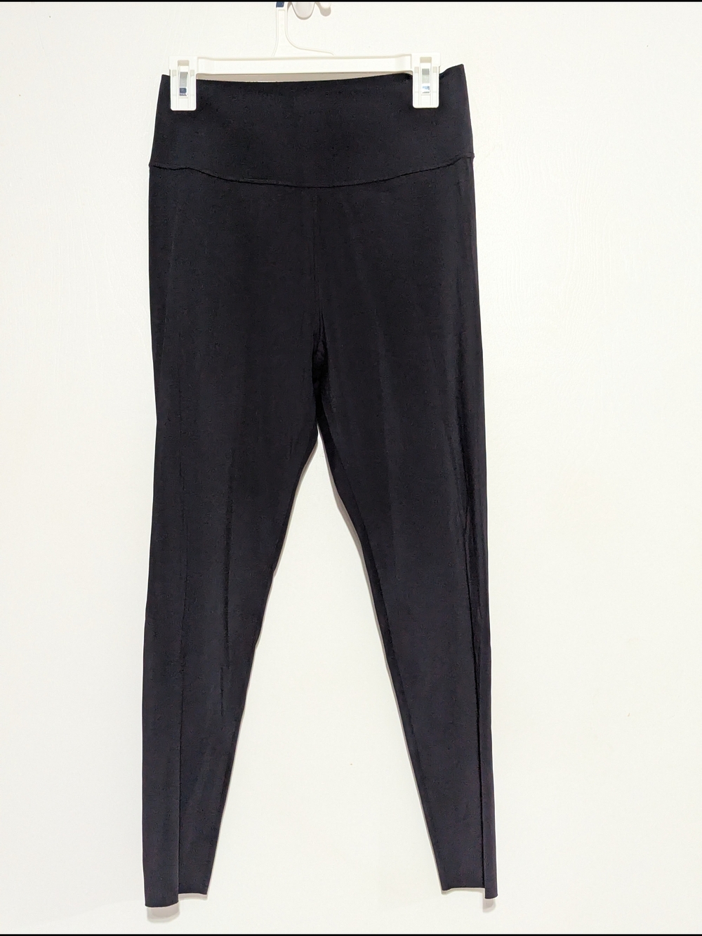 Black High-Rise Women's Leggings with Wide Waistband Akaso